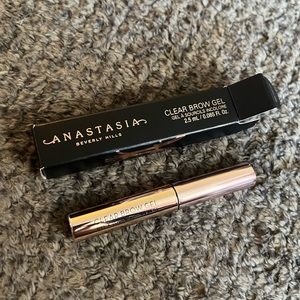 Anastasia Beverly Hills clear brow gel